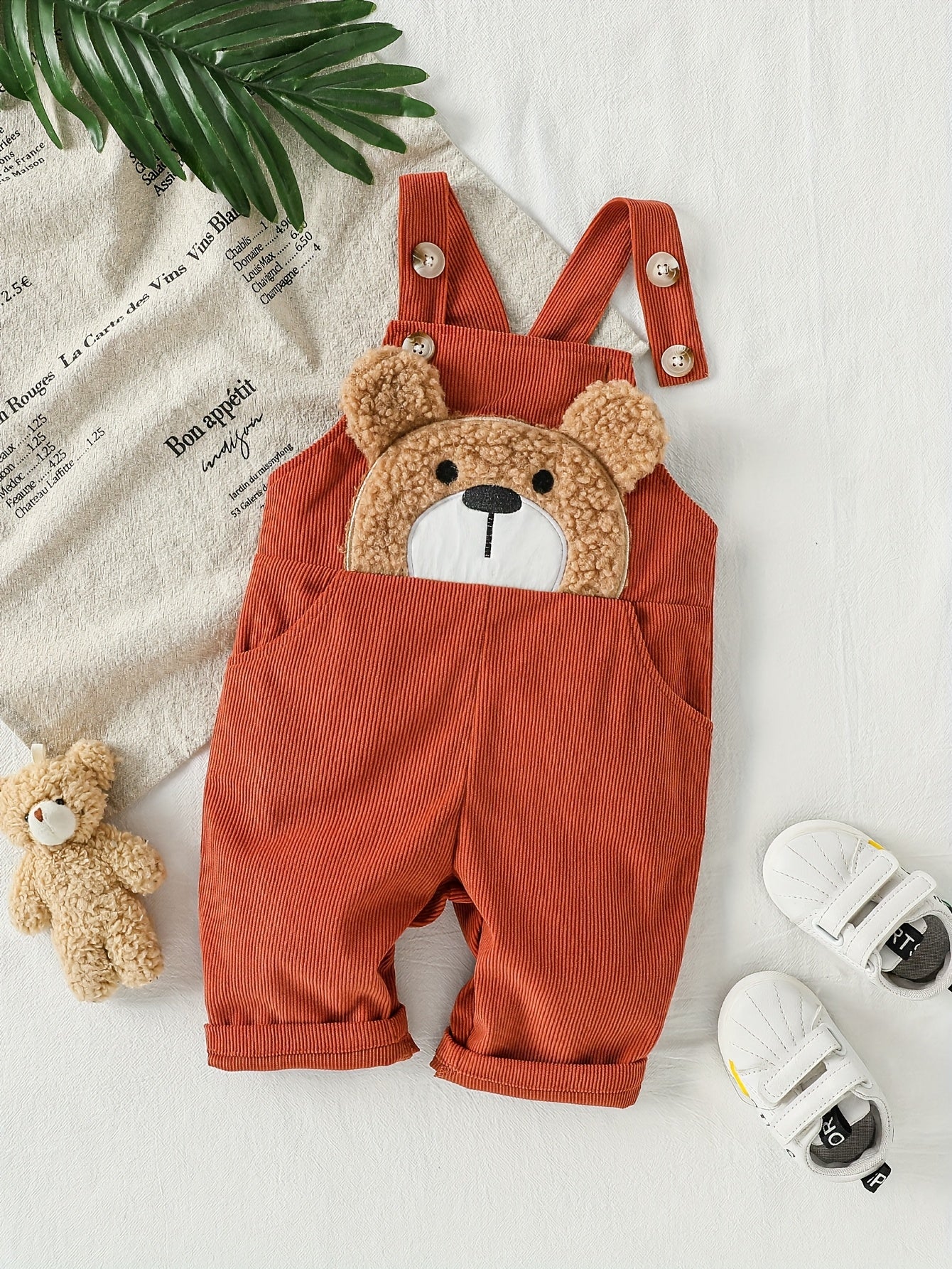 Macacão de Veludo Cotelê com Bolso de Urso e Alças Peludas - Macacão Quente de Inverno, Roupa de Veludo Lavável na Máquina (Design de Ursinho) - Confortável e Durável, Perfeito para Uso ao Ar Livre