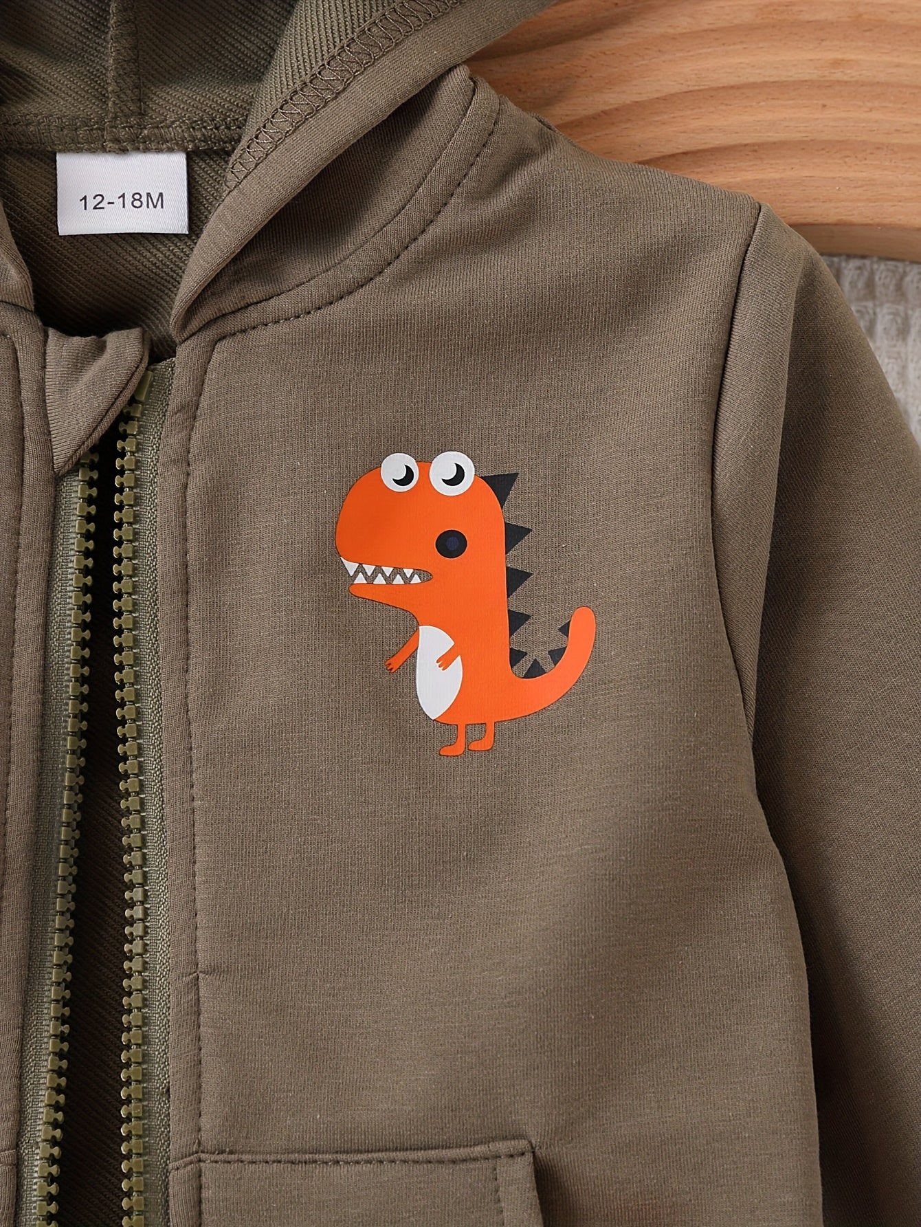 Casaco de Moletom com Capuz e Zíper de Manga Longa para Meninos, Estampa de Dinossauro, Estilo Universitário Estiloso e Versátil, Outono/Inverno, Roupas Infantis,Moda de Outono,Conjunto Casual para Meninos,Material Macio,Costura de Qualidade,Roupas Infantis Unissex,Jaqueta com Zíper