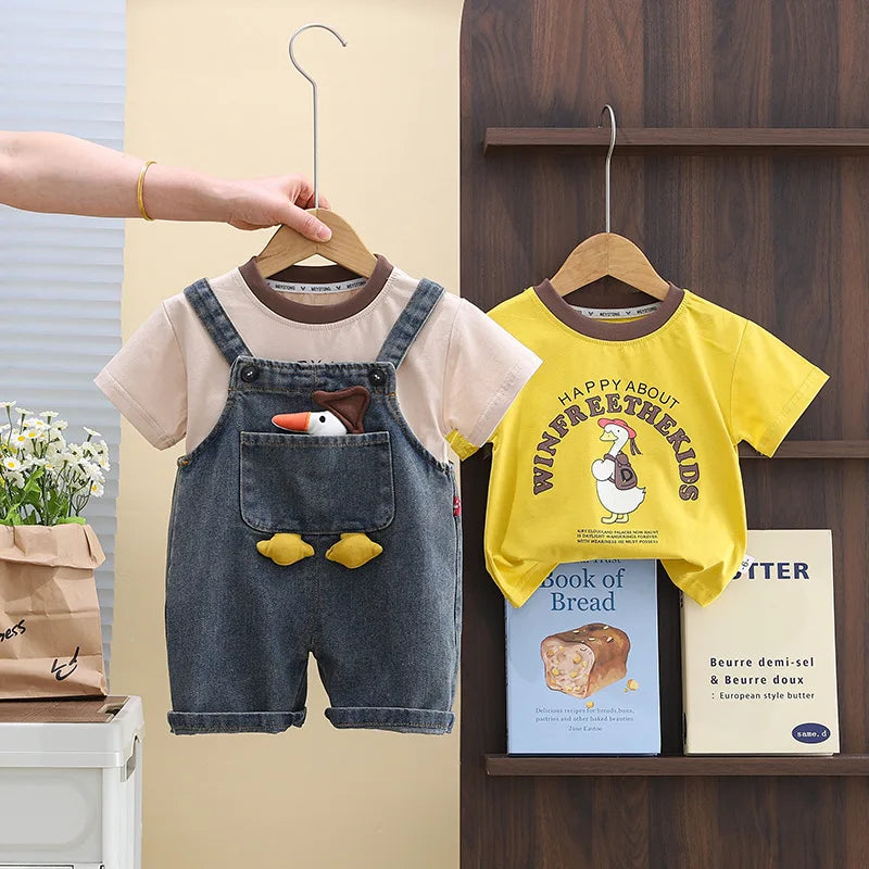 Descubra o Conjunto Infantil Patinho: Camisa + Macacão, da Toosly. Conforto, estilo e segurança para os pequenos exploradores.