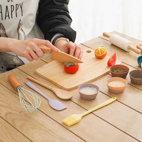 Conjunto de Utensílios de Cozinha de Madeira Toosly – brinquedo educativo Montessori para crianças, com acessórios de corte e brincar de casinha.