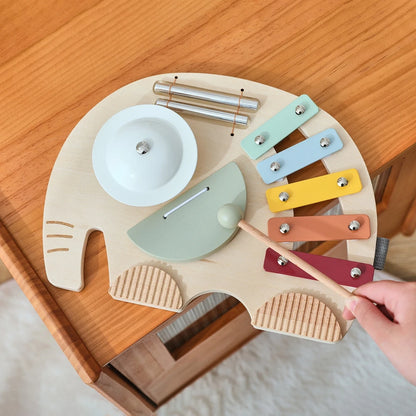 Explore o Xilofone Montessori de Elefante da Toosly. Brinquedo musical feito de madeira que une diversão e aprendizado com segurança.