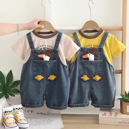 Descubra o Conjunto Infantil Patinho: Camisa + Macacão, da Toosly. Conforto, estilo e segurança para os pequenos exploradores.