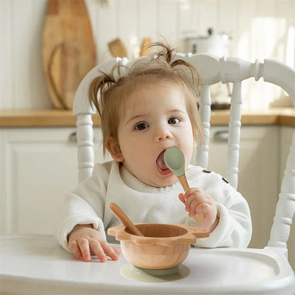 Conjunto de Talheres Infantil de Madeira da Toosly. Seguro, prático e divertido para a alimentação do seu bebê. Compre agora!