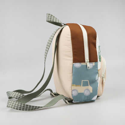 Descubra a Mochila Infantil Personalizável com Estampada Divertida, perfeita para aventuras diárias com conforto e estilo.