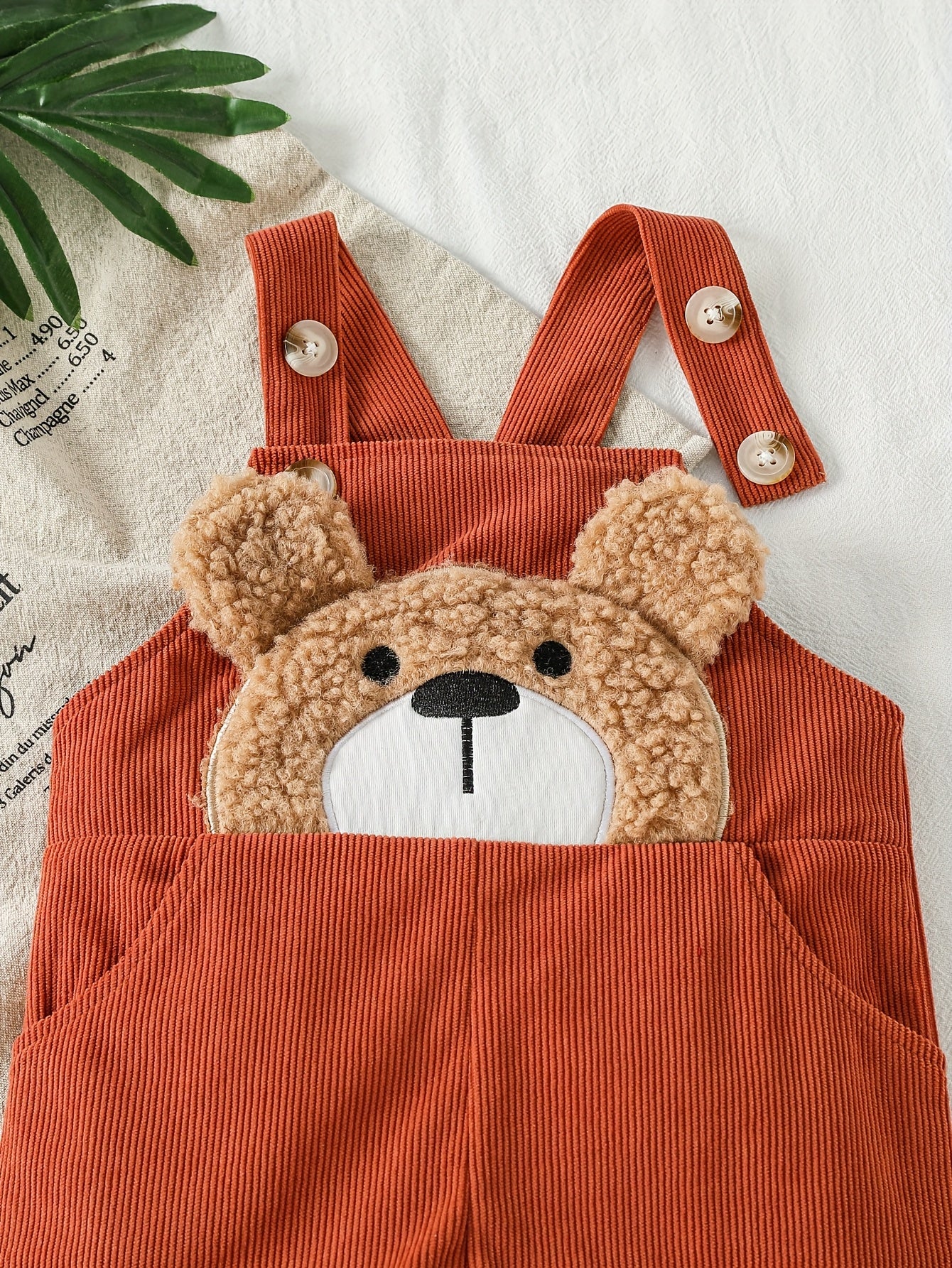 Macacão de Veludo Cotelê com Bolso de Urso e Alças Peludas - Macacão Quente de Inverno, Roupa de Veludo Lavável na Máquina (Design de Ursinho) - Confortável e Durável, Perfeito para Uso ao Ar Livre